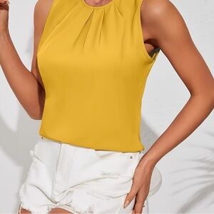 Golden Solid Color Crew Neck Camisole Casual Sleeveless Blouse